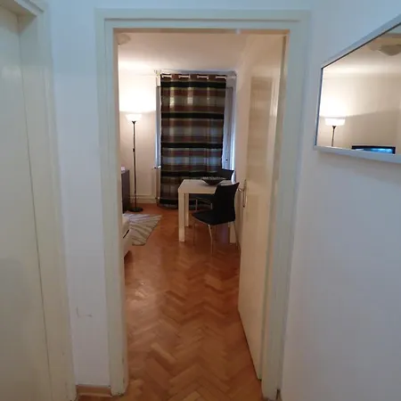 Hilandarska * Belgrade